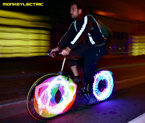 Review Monkeylectric s Monkey Light bike wheel spoke light Ari